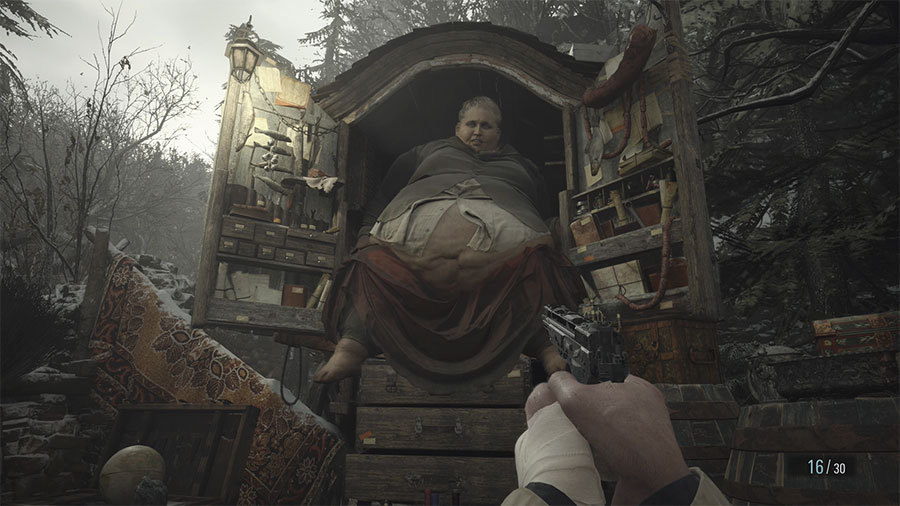 ¿Puedes almacenar artículos en Resident Evil Village?