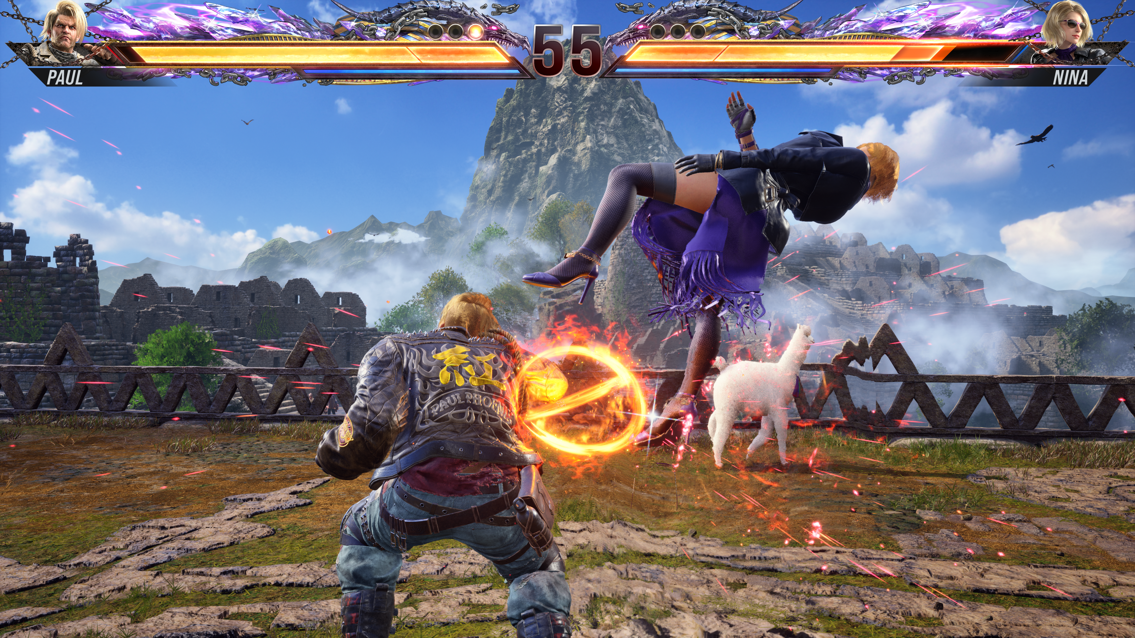 Paul lanza su ataque Phoenix Smasher a Nina en Tekken 8