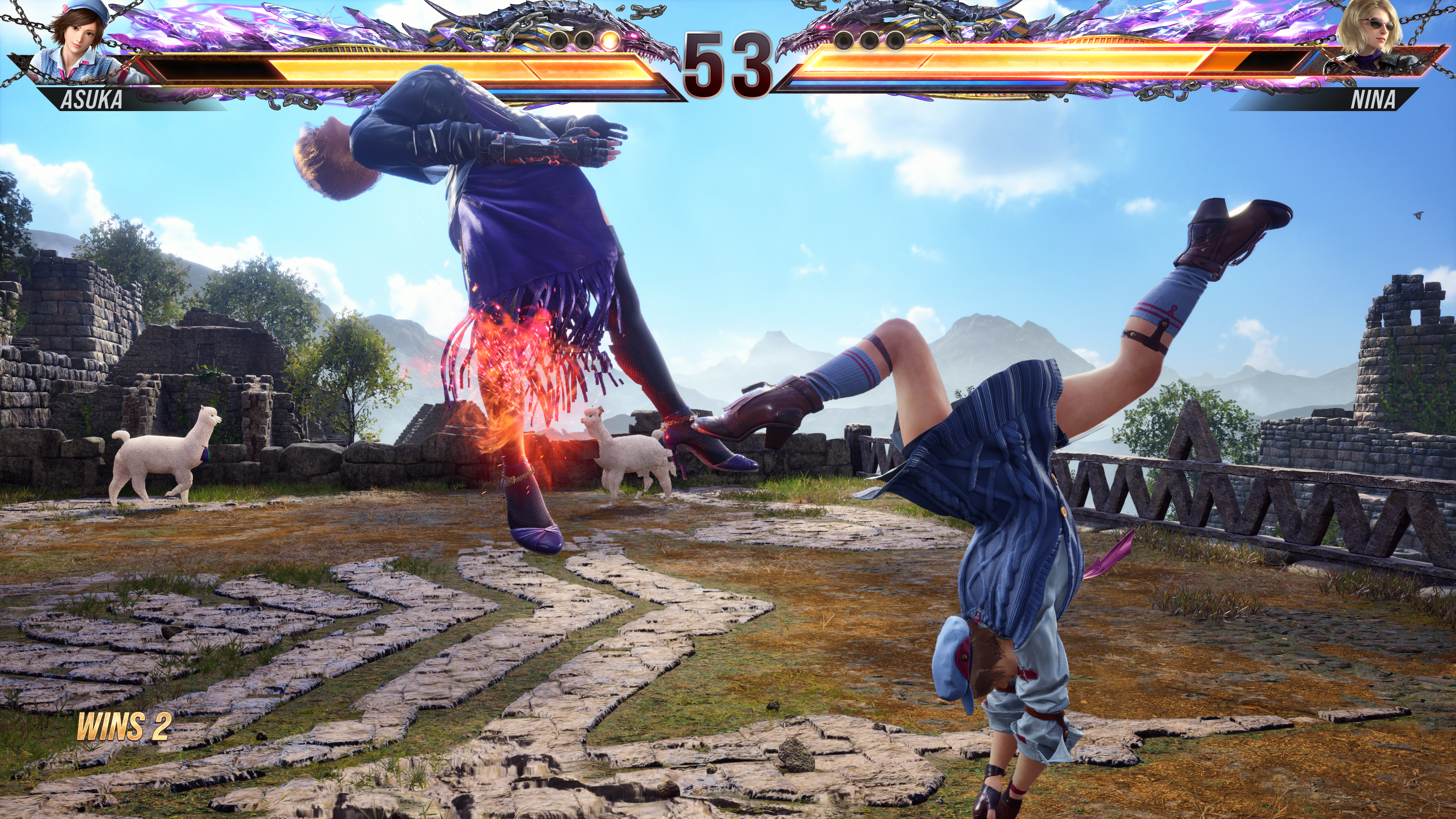 Asuka lanza a Nina con una voltereta hacia atrás en Tekken 8