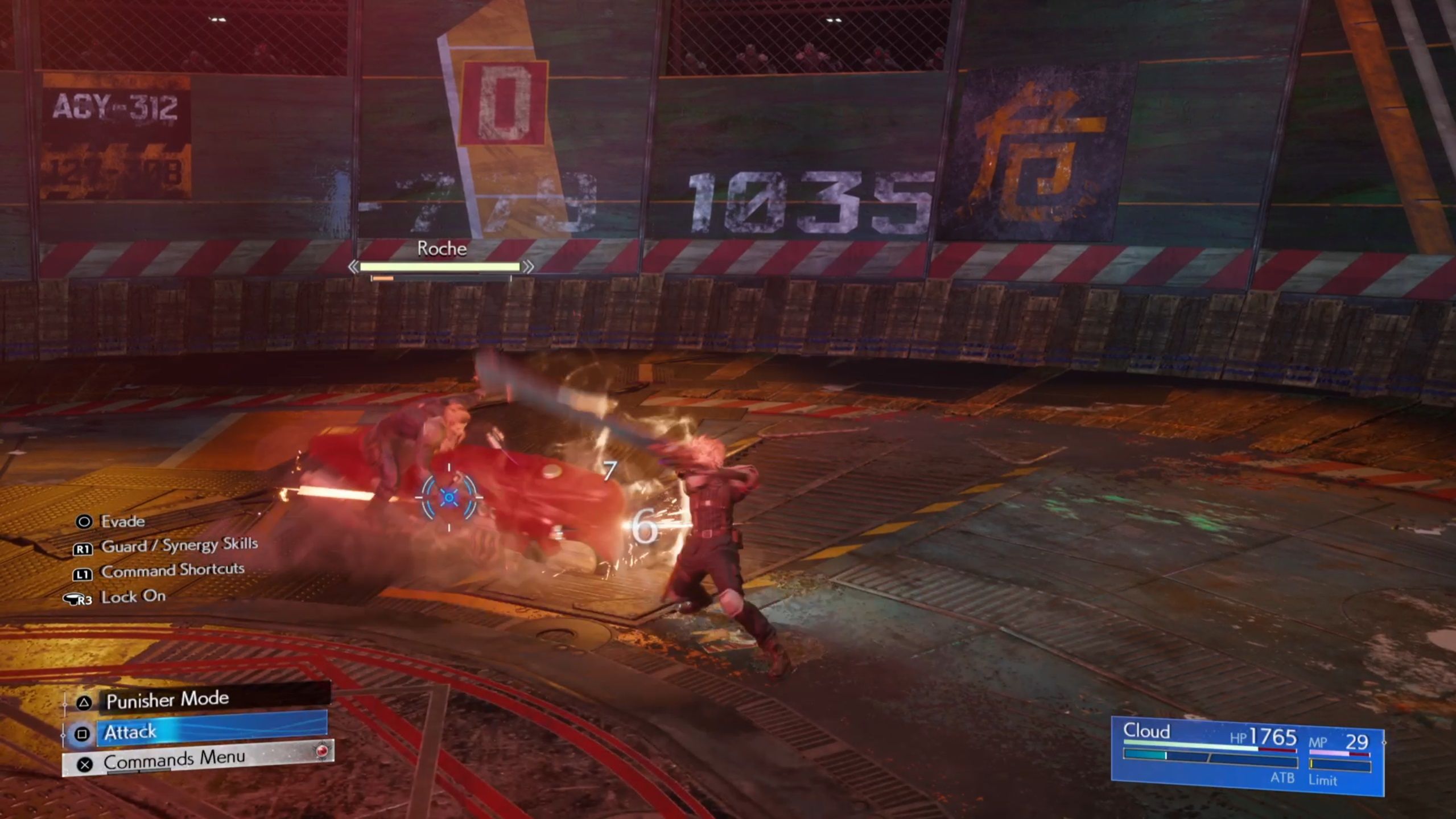 Nube desviando el ataque de Roche en FF7 Rebirth