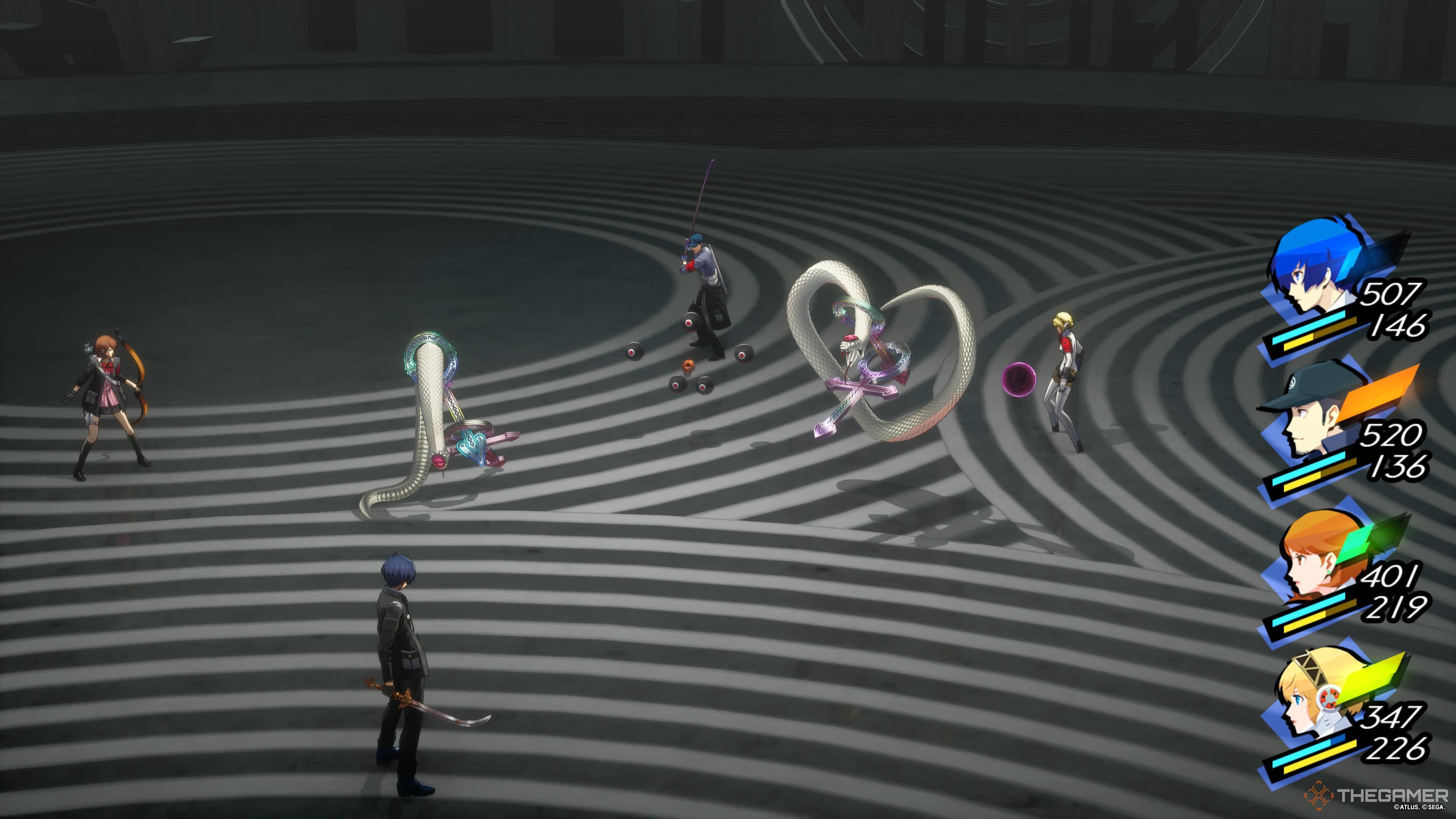Persona 3 Reload party luchando apropiándose de nobles y serpientes