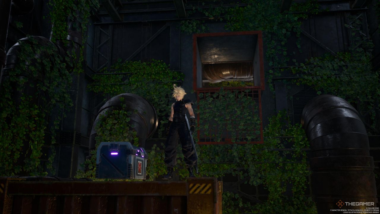 Un jugador parado cerca de un cofre morado en un área oculta del reactor Gongaga en Final Fantasy 7 Rebirth.