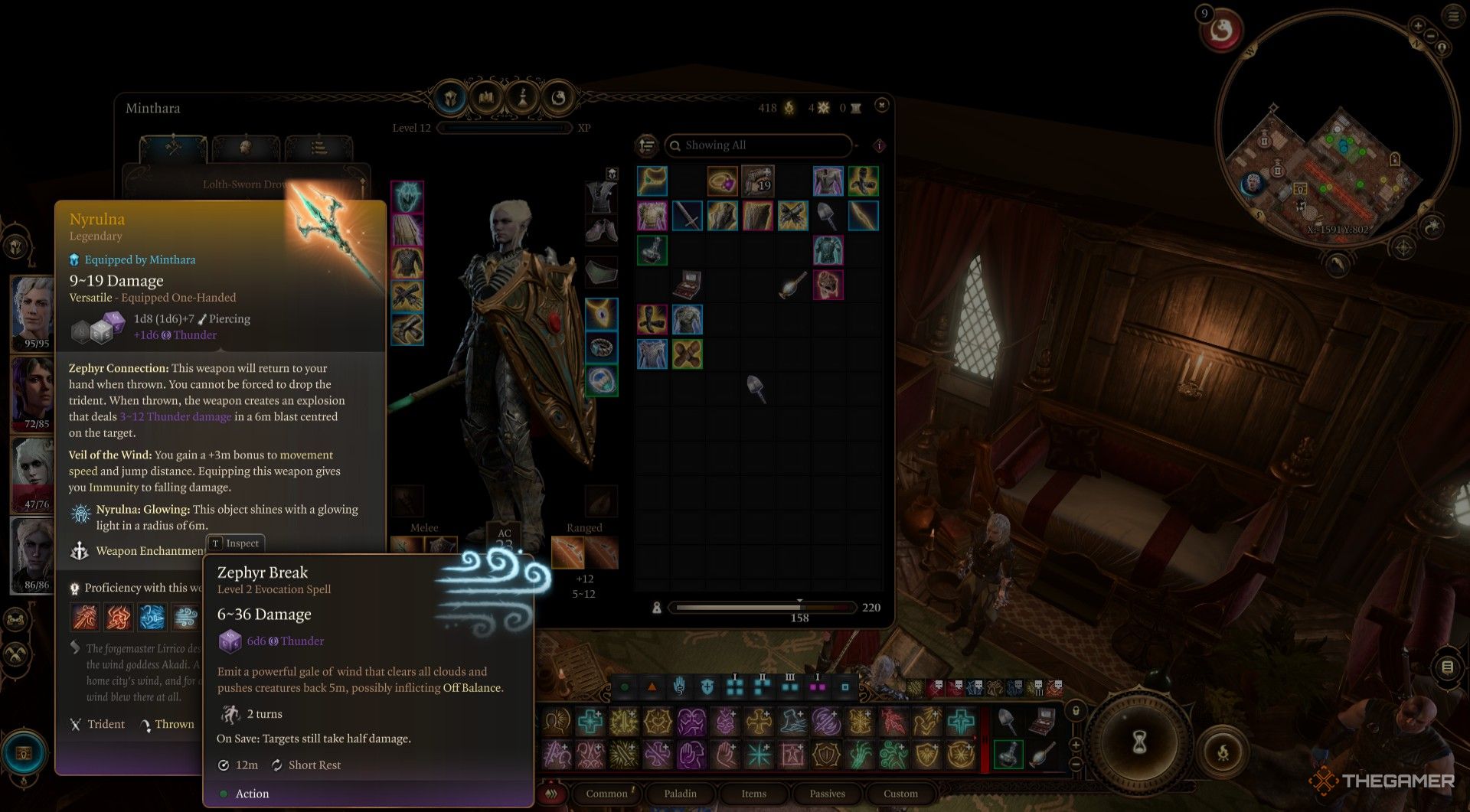 Minthara inspecciona el legendario tridente Nyrulna en Baldur's Gate 3.