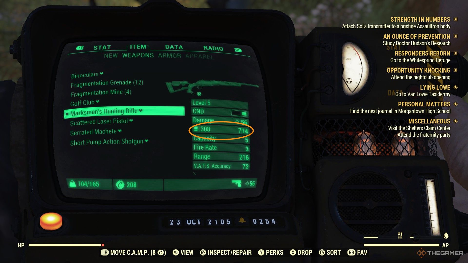 Una captura de pantalla de Fallout 76 que muestra a un Pip Boy con un rifle de caza Marksman en el inventario del jugador.  La munición del arma está resaltada en el lado derecho de la pantalla.