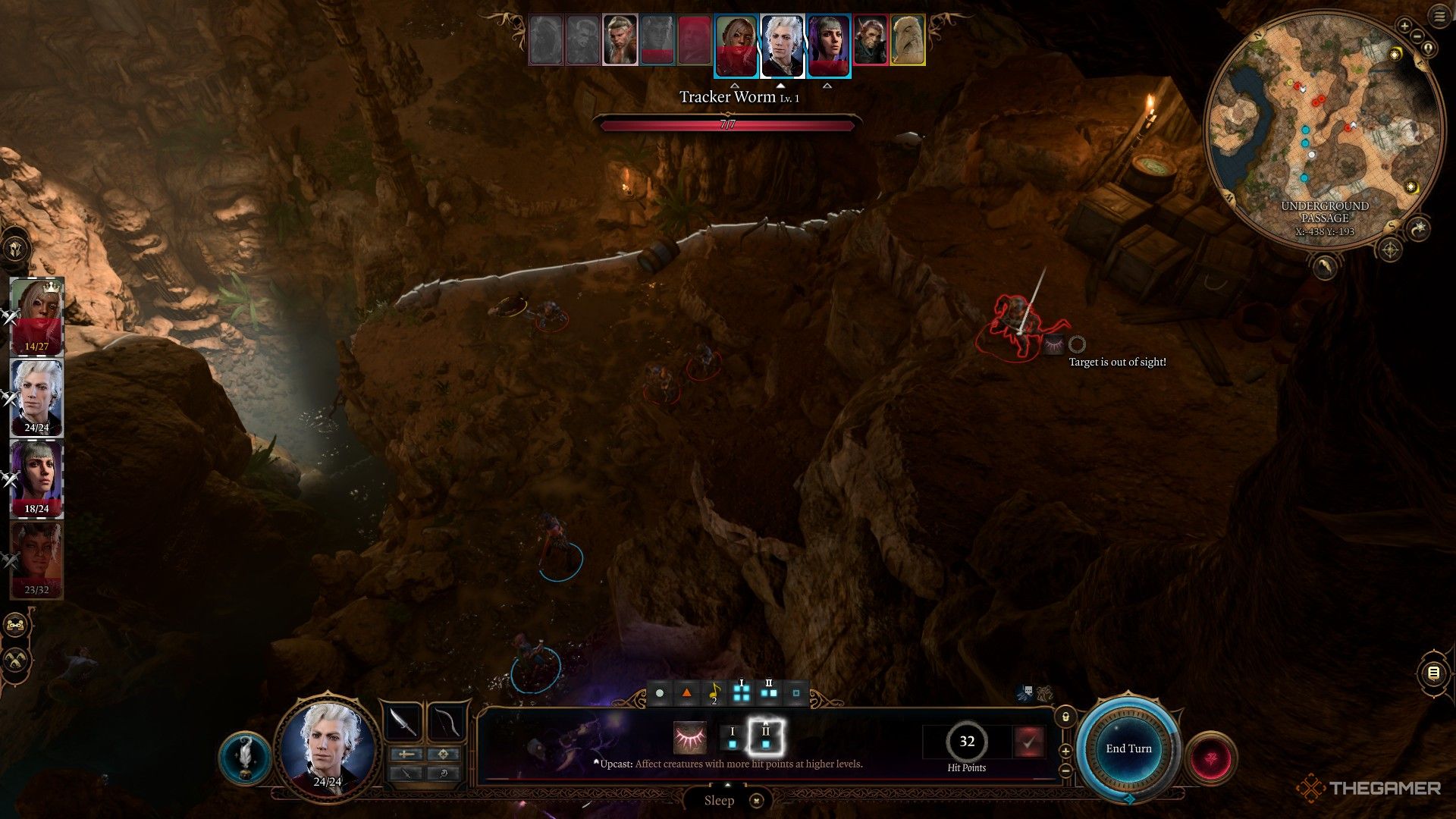 Un plano general de una batalla en una cueva, donde un duende está siendo atacado con el hechizo Dormir, en Baldur's Gate 3.
