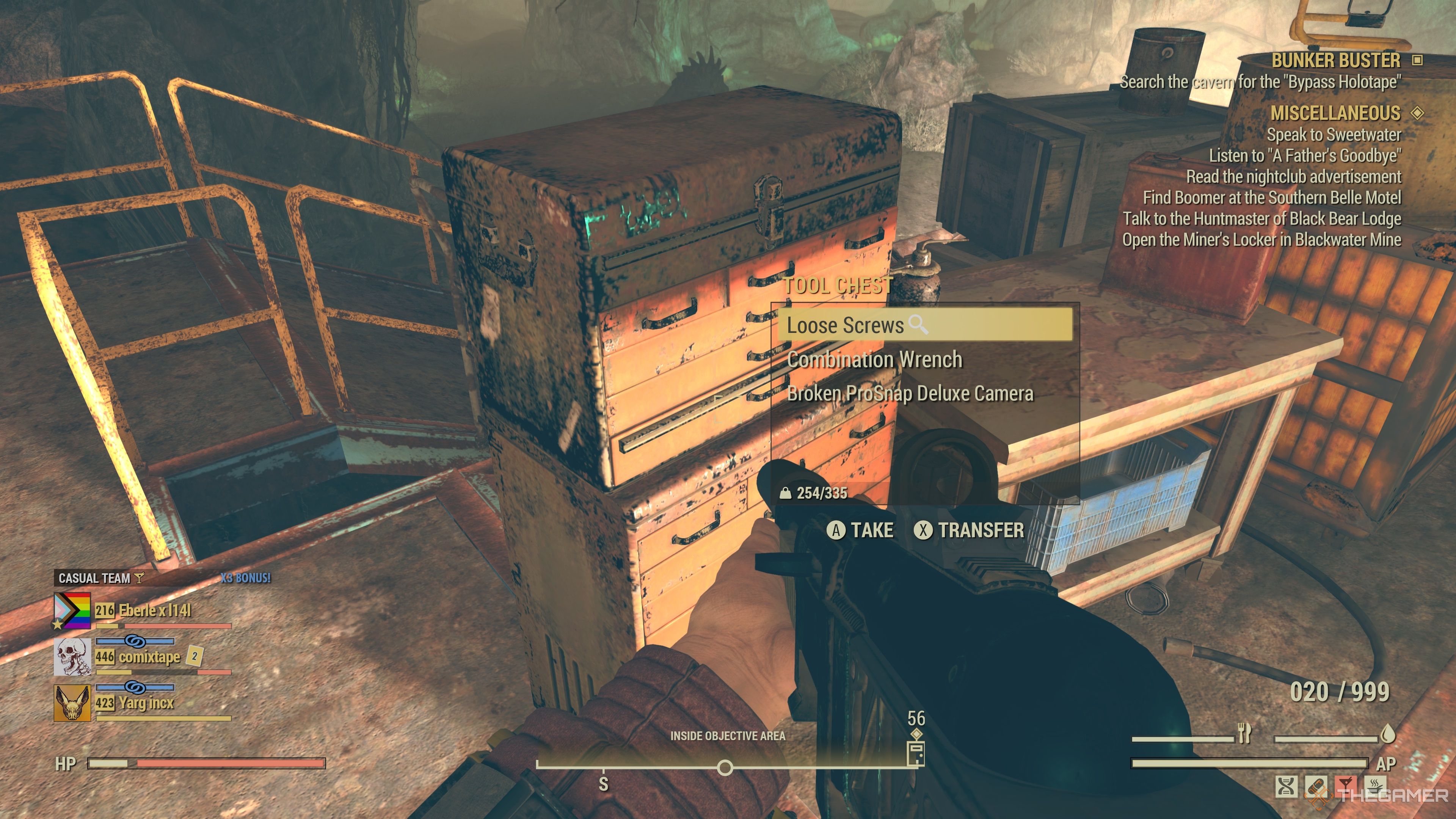 Tornillos sueltos en un cofre en Fallout 76.