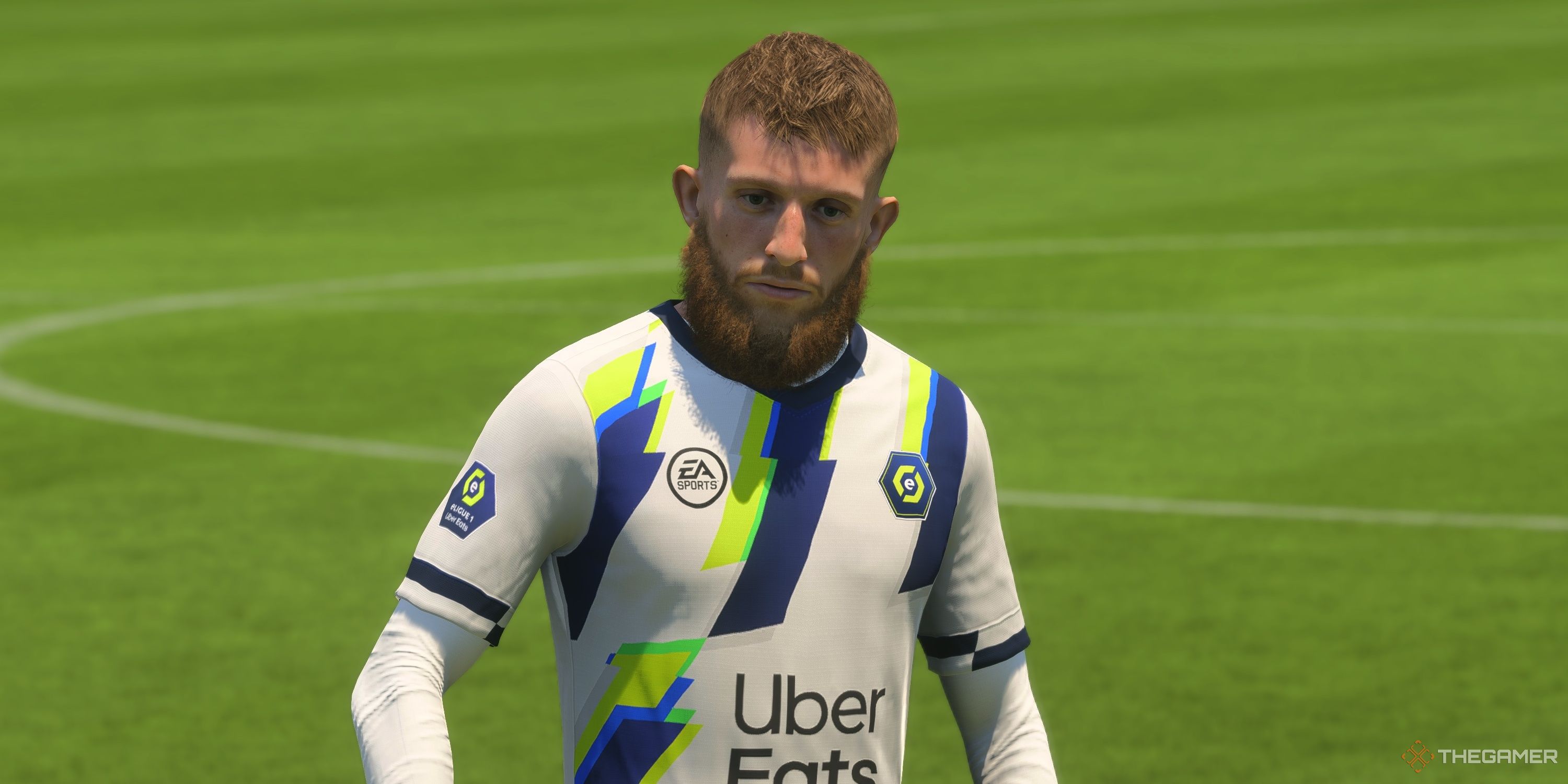 Jan-Niklas Beste de pie ante un tiro libre en EA Sports FC 24.