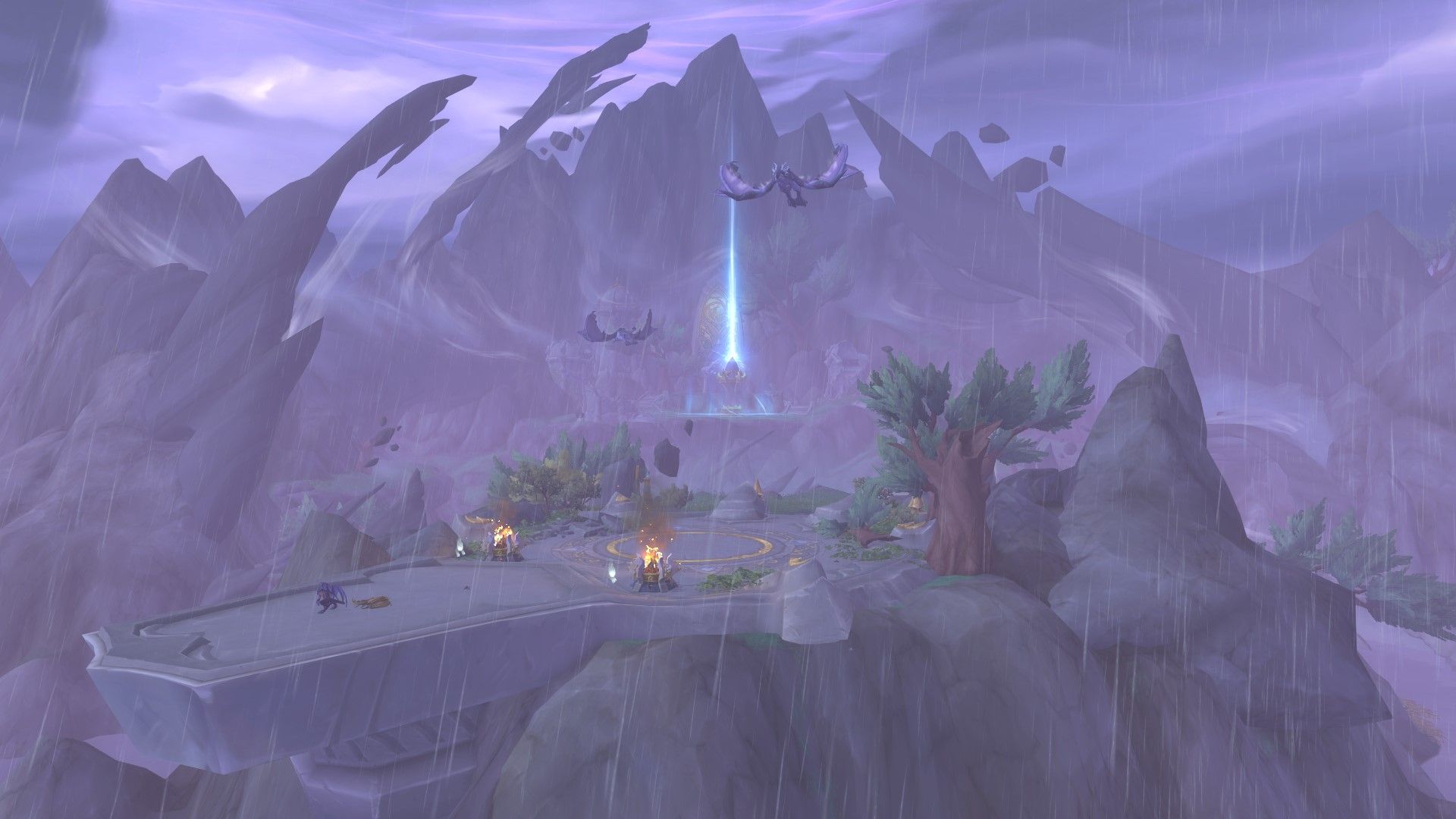 Cráter de tormenta bajo el alcance prohibido, con prodracos infundidos por la tormenta volando bajo la lluvia en World of Warcraft