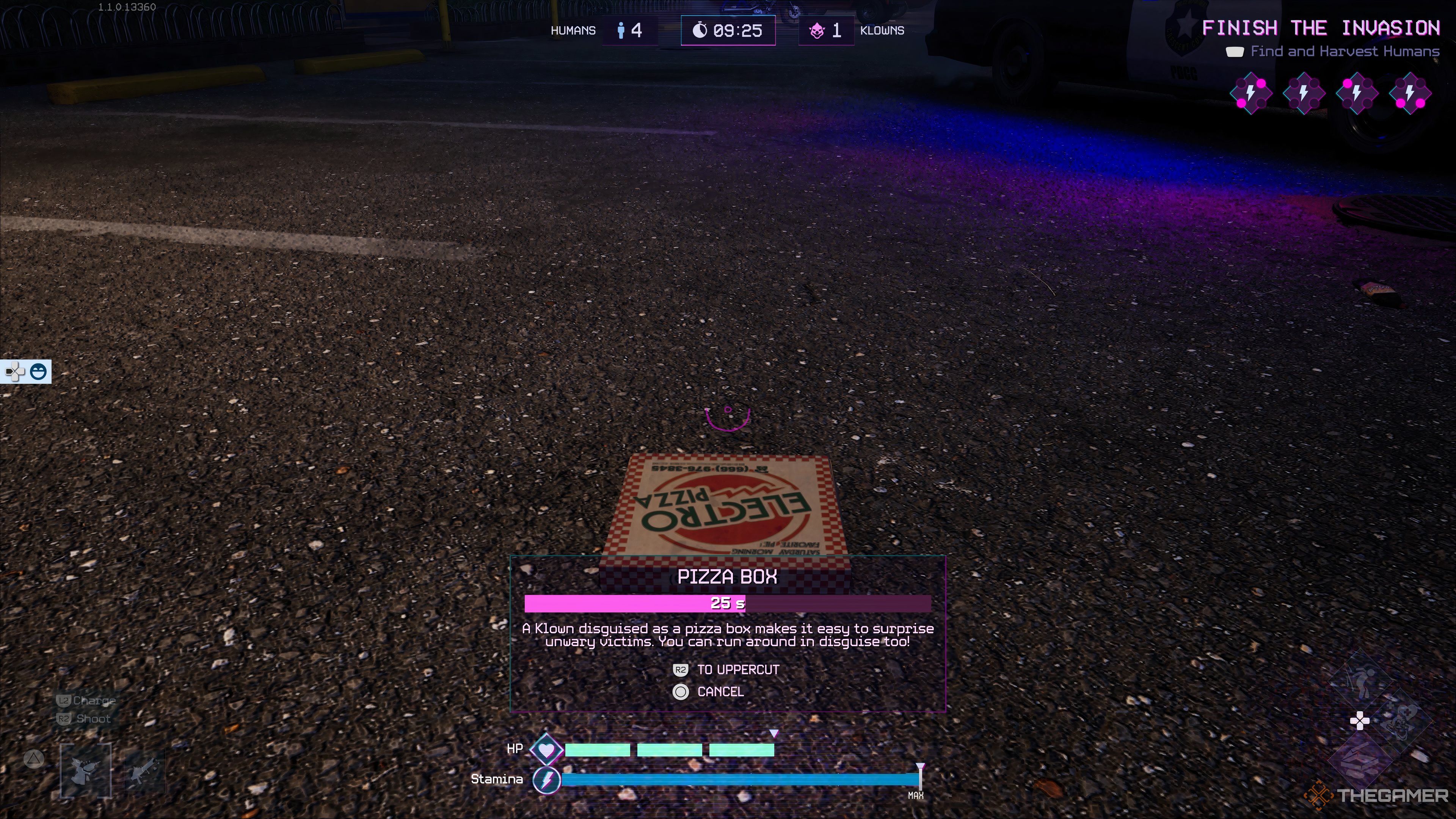 Disfrazarse de una caja de pizza para tomar desprevenido a un humano en Killer Klowns From Outer Space: The Game.