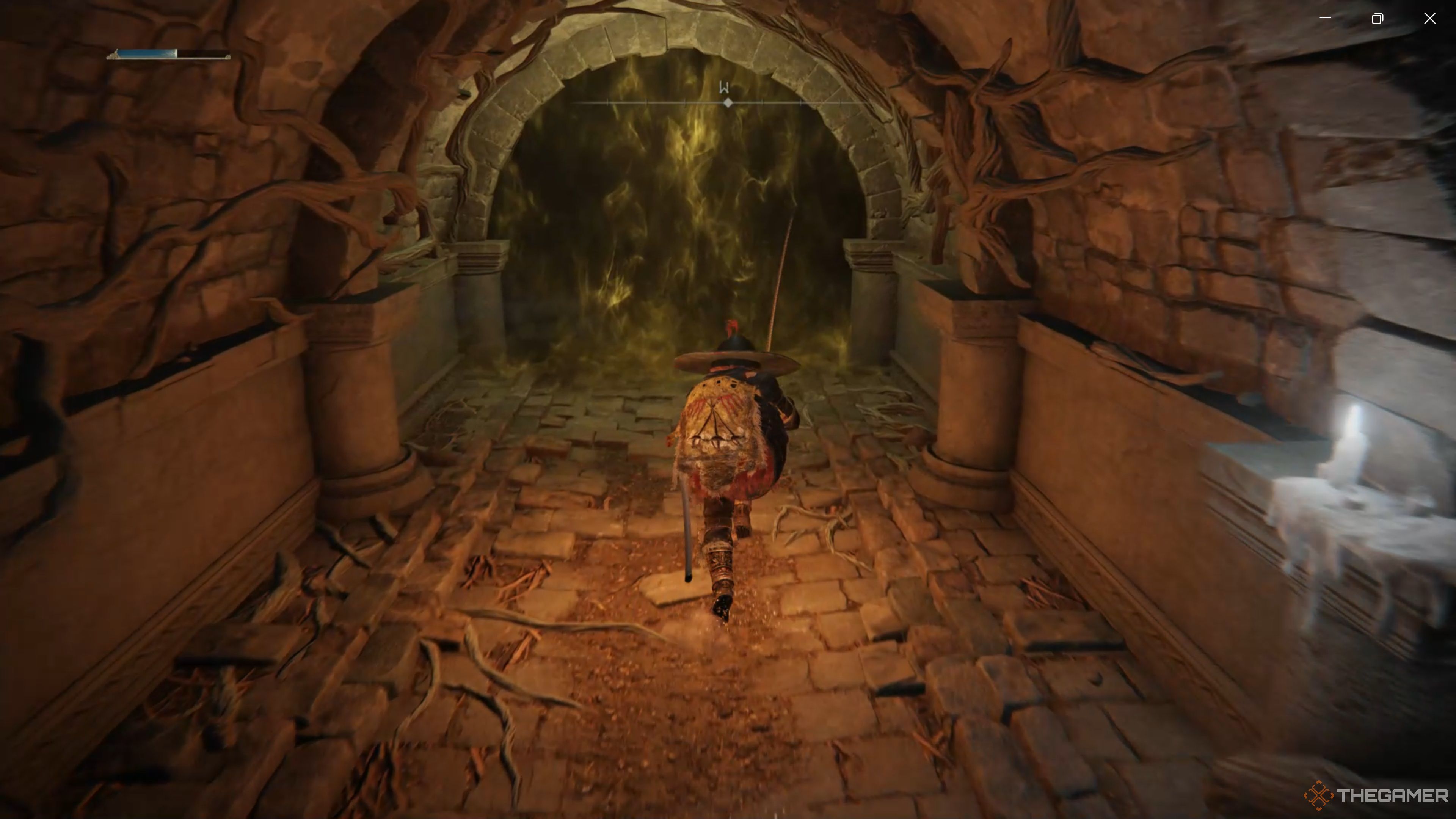 La puerta del jefe/muro de niebla que conduce al Caballero de la Muerte dentro de las Catacumbas de Fog Rift en Elden Ring: Shadow of the Erdtree