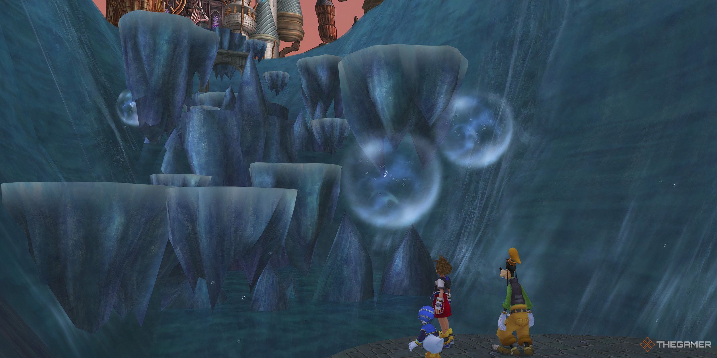 KINGDOM HEARTS HD 1.5+2.5 ReMIX Sora, Donald y Goofy en Hollow Bastion