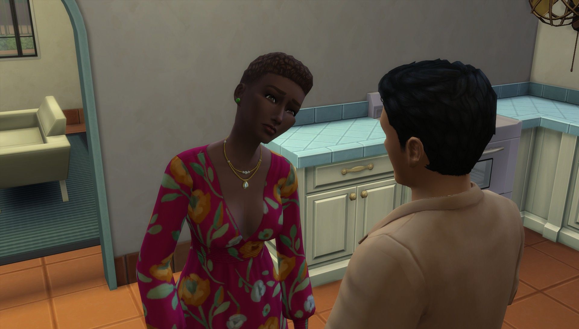 Una Sim que no se impresiona con su pareja romántica en Los Sims 4 Enamorados.