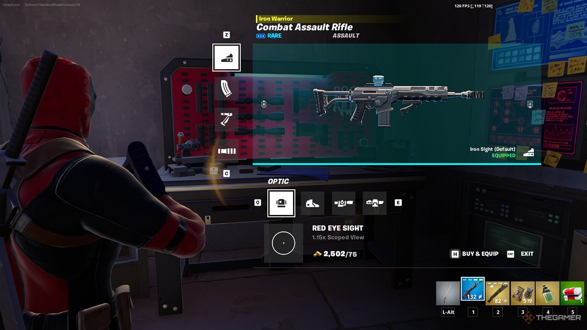 Deadpool modificando un arma en Fortnite.