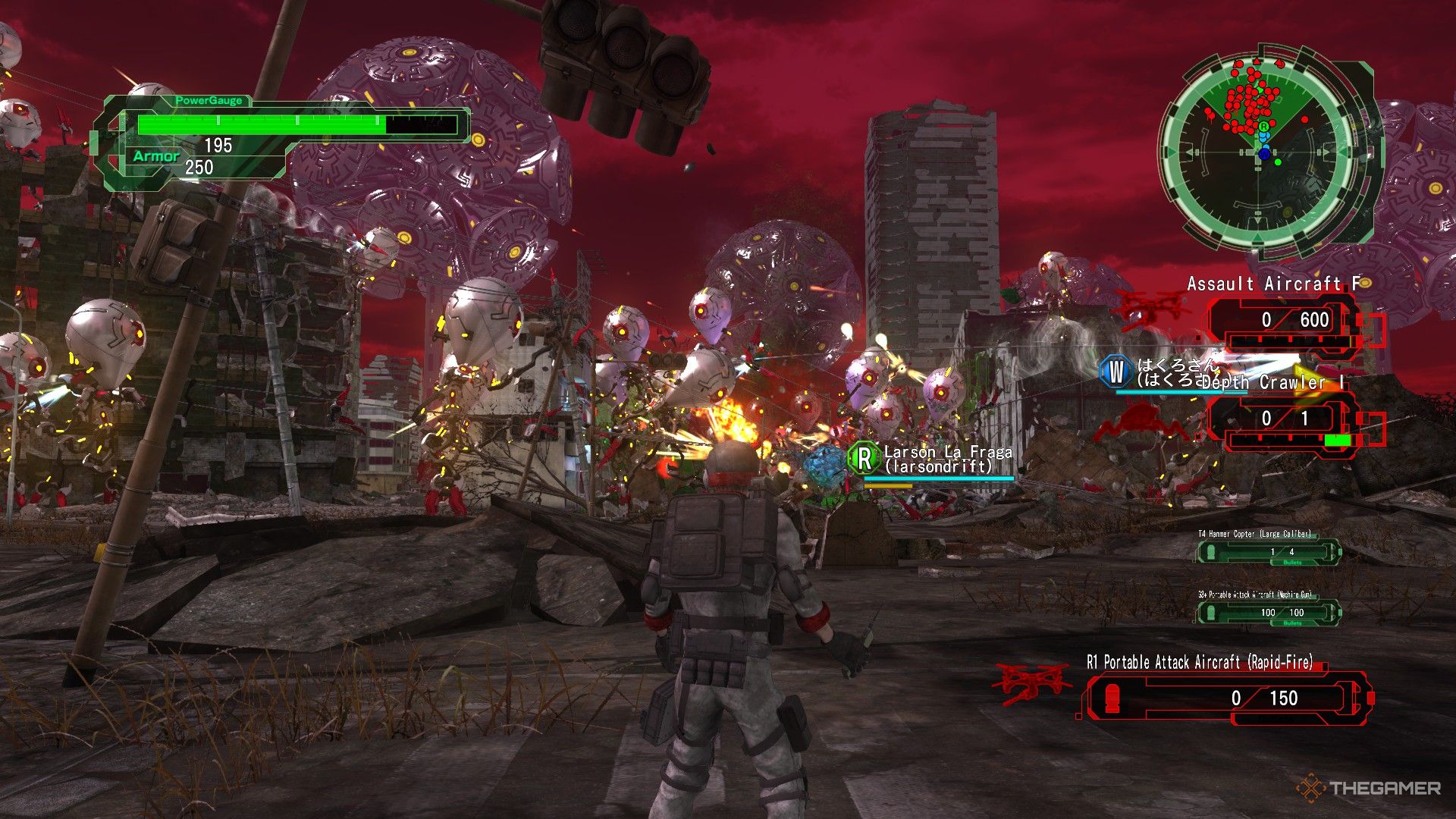Earth Defense Force 6: Una horda de robots androides avanza hacia el EDF.