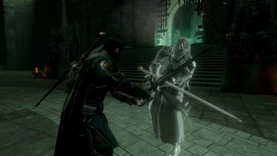 Talion striking Suladan with an Execution attacks