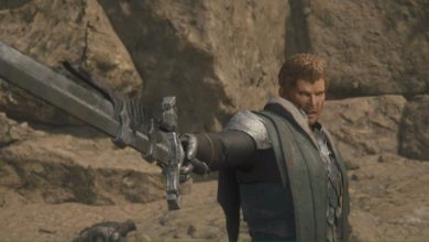Final Fantasy 16 - Tiamat holding his sword at the camera