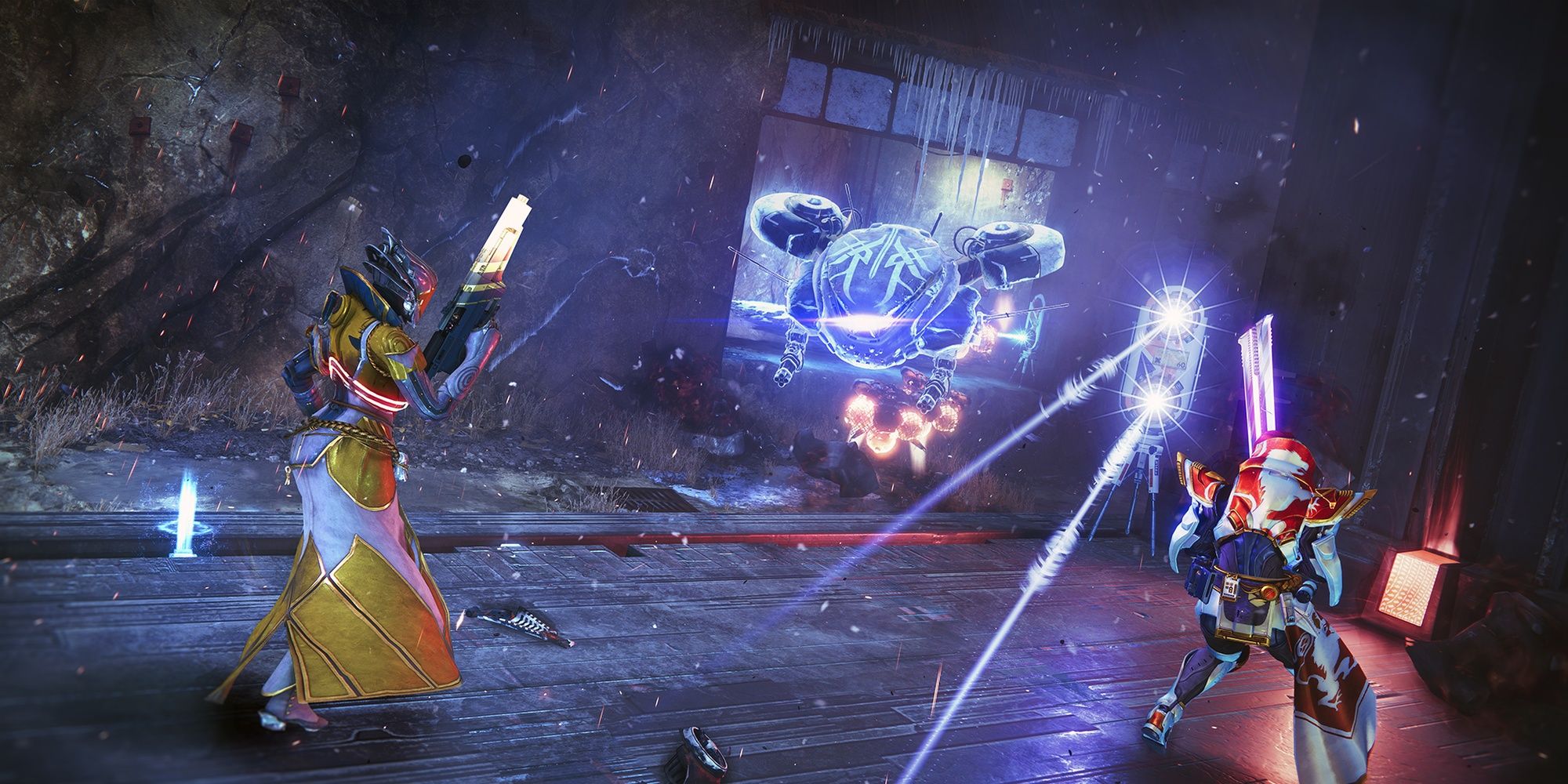 Destiny 2 Onslaught Guardianes luchando contra Heavy Shank-1
