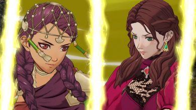 Petra and Doretha from Fire Emblem prepare to attack together in a flashy yellow cutscene