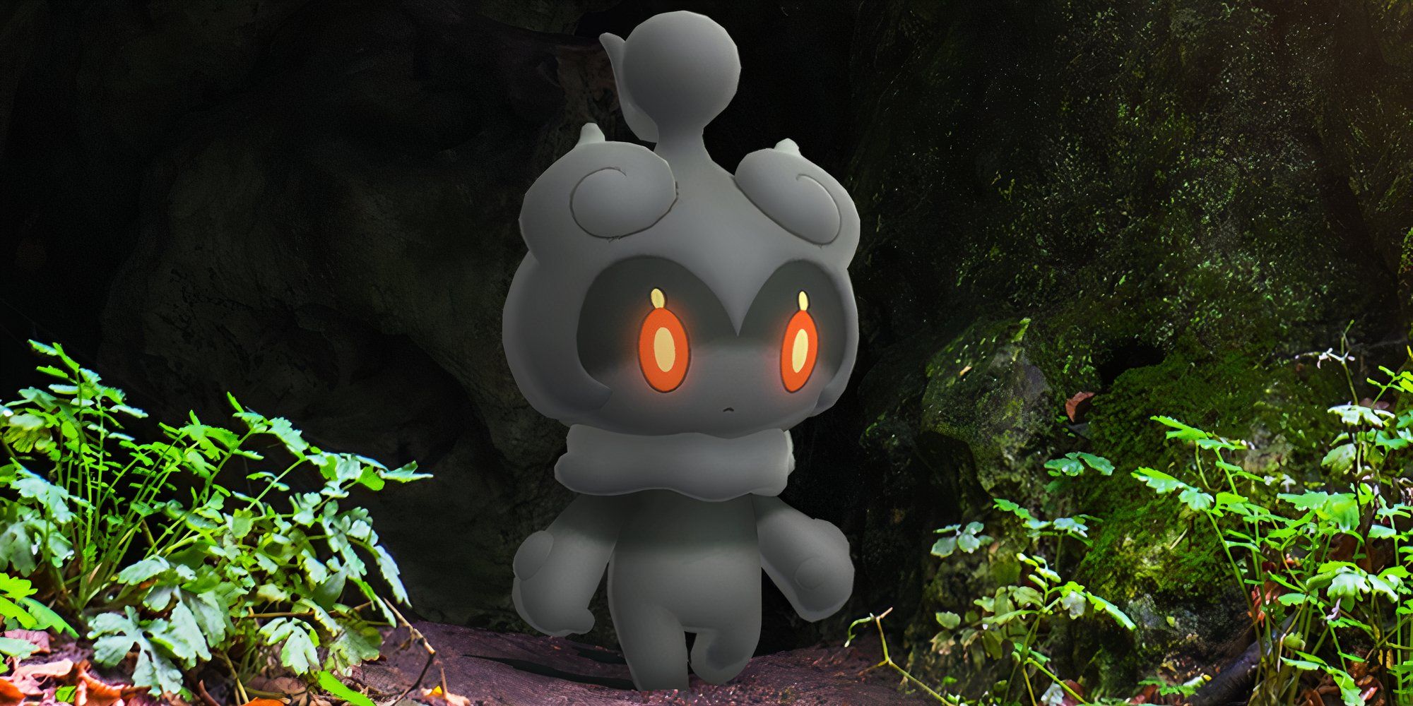 Imagen de Marshadow de Pokémon de pie en una zona boscosa